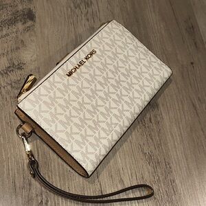 Michael Kors Vanilla Tan Double Zip Signature Canvas Wallet Wristlet